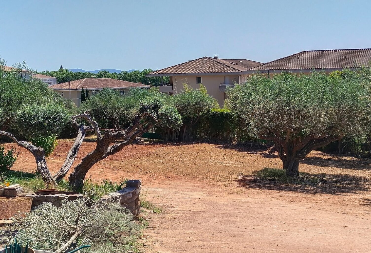 Vente terrain à construire 450 m² Le Luc (83340) — photo 1