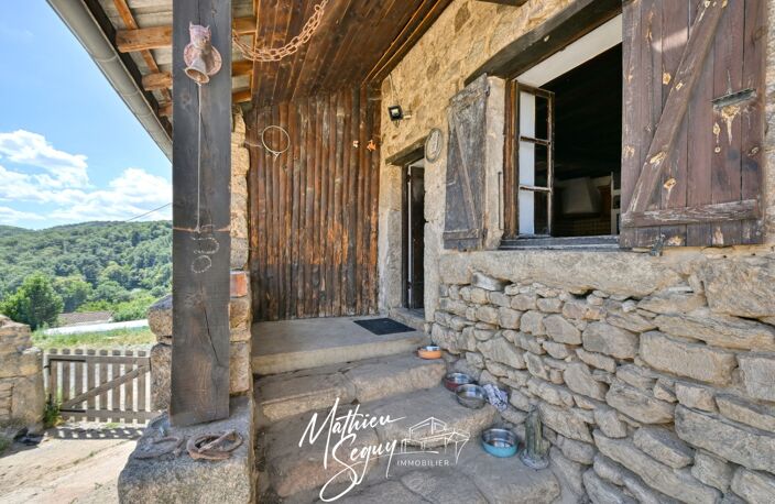 Ferme P5 en campagne àrénover sur un ensemble de 2000 m² de parcelles vendre à THURINS (69) — photo 2