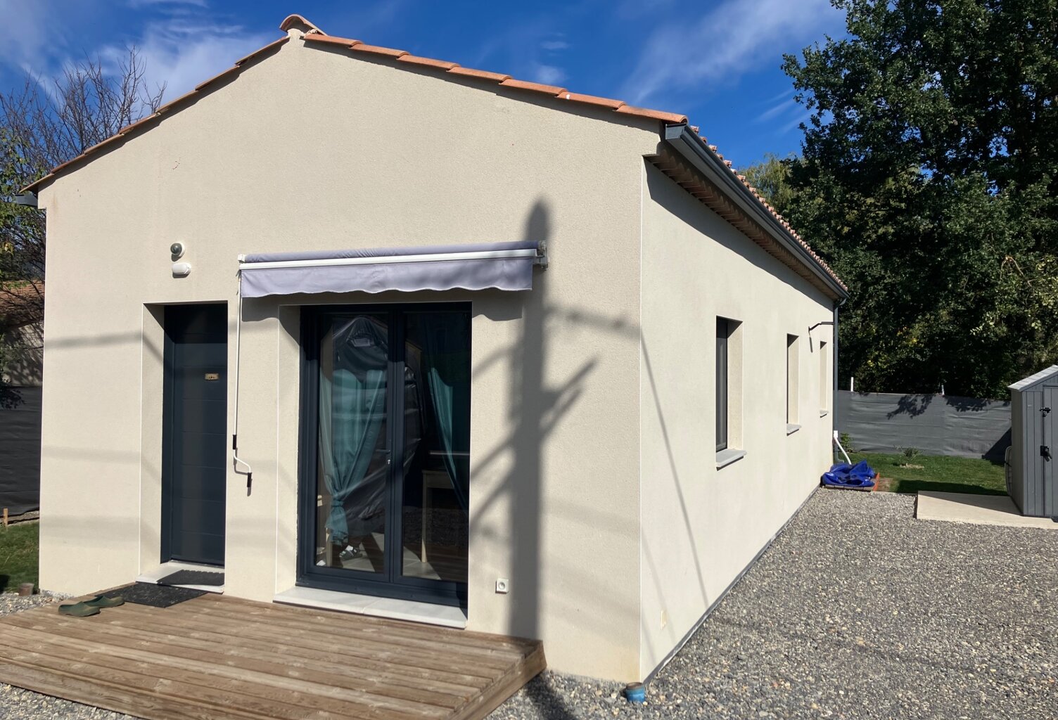 Maison récente de plain-pied — photo 1