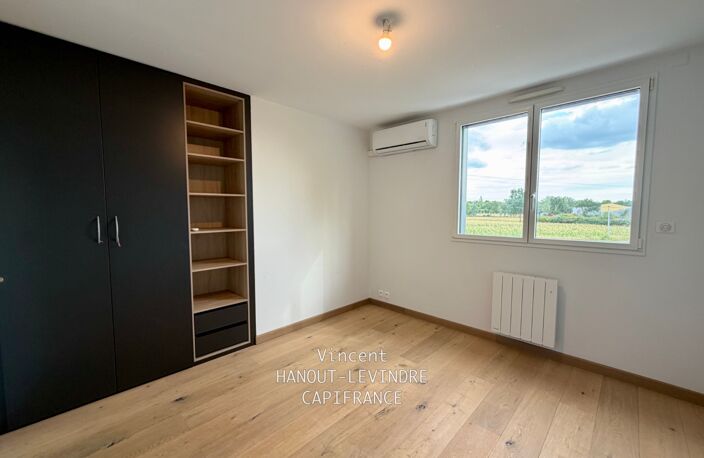 Maison à vendre 6 pièces SAINT BARTHELEMY D'ANJOU (49) — photo 3