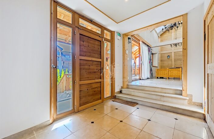 Propriete à vendre 9 pièces CHAMPANGES (74) Propriété de caractère de 312 m2 avec appartement indépendant – Élégance alpine, volumes remarquables et prestations haut de gamme — photo 3
