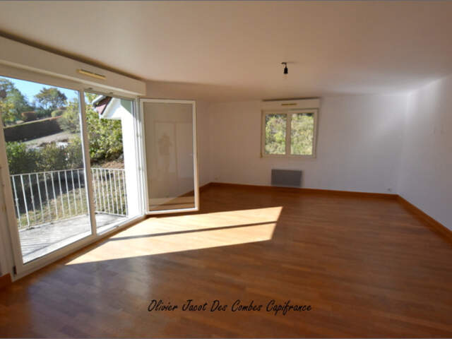 Appartement à vendre 4 pièces VANDONCOURT (25) — photo du bien