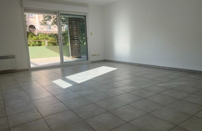 Appartement à vendre 3 pièces proche mer & commercesST Raphael (83) — photo 3