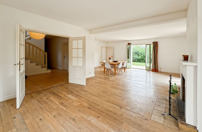 Élégante propriété familiale de 192 m² avec 6 chambres au cœur de Tutégny — photo 3