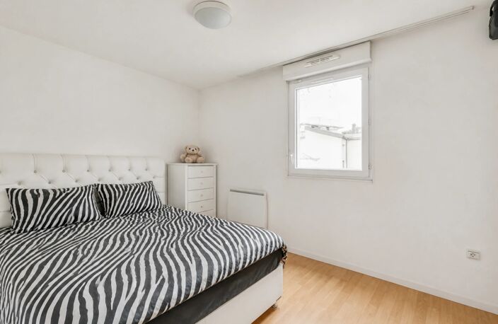 Appartement à vendre 5 pièces LA COURNEUVE (93) — photo 4