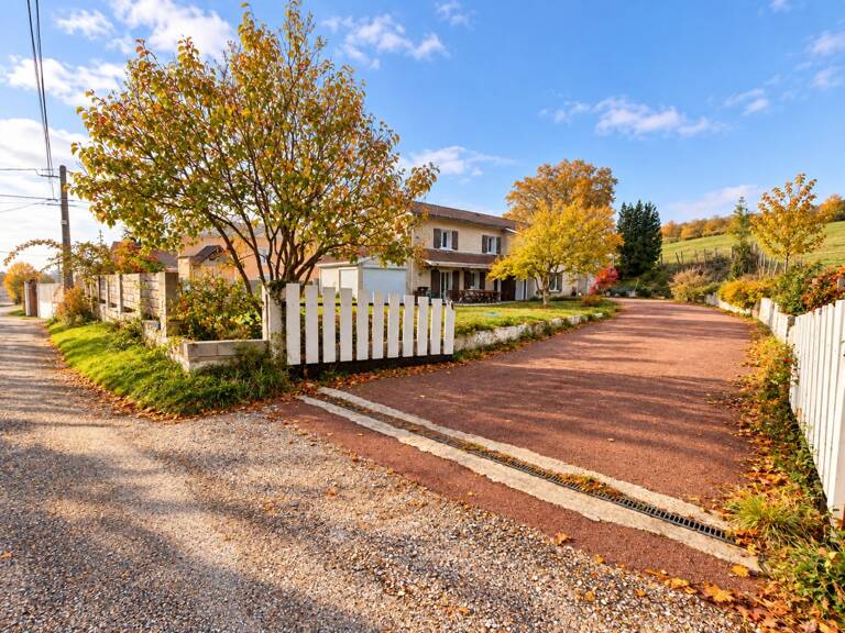 CHÂTONNAY – MAISON FAMILIALE 157 M² – 4 CHAMBRES – TERRASSE PLEIN SUD – TERRAIN 758 M² – GARAGE – VUE DÉGAGÉE — photo 1