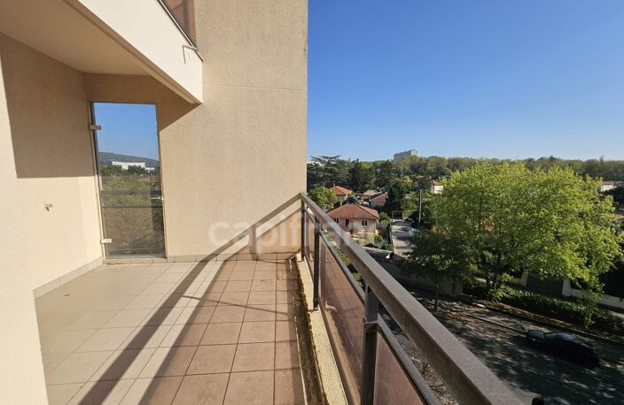Appartement à vendre 6 pièces CALUIRE ET CUIRE (69) — photo 3