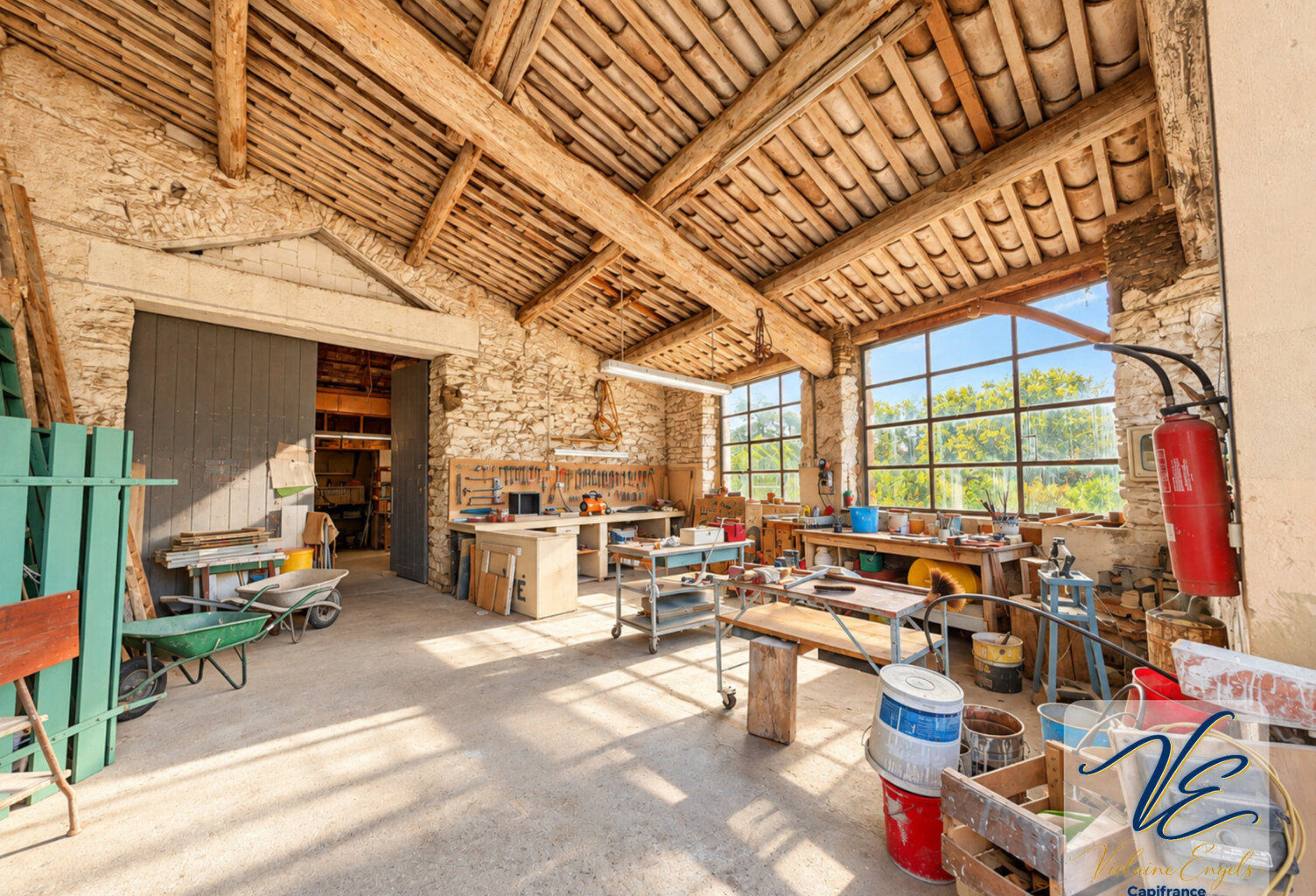 Atelier en pierre à vendre à Pépieux – 233 m² avec mezzanine — photo 1