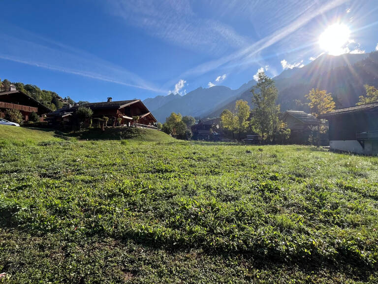 Rare à la vente : Terrain à bâtir d'exception à La Clusaz (74220) — photo 1