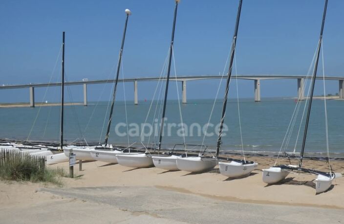 Vendée ( 85 ) FROMENTINE à vendre STUDIO  meublé 1 pièce , cabine de couchage  24 m² 94 , cave , place parking privative MER ,PLAGES  NOIRMOUTIER , embarcadère pour ILE D' YEU — photo 4