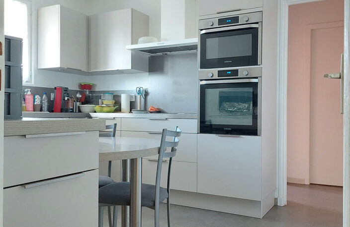Maison à vendre 5 pièces MONTAUBAN (82) de plain pied avec garage, parkings, jardin et dépendance — photo 3