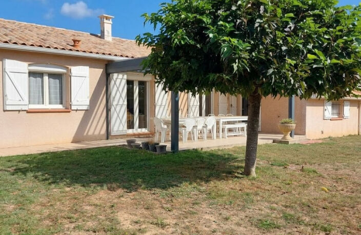Maison à vendre 5 pièces MONTAUBAN (82) de plain pied avec garage, parkings, jardin et dépendance — photo 4