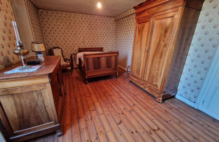 Maison à vendre 6 pièces TONNAY BOUTONNE (17) — photo 5