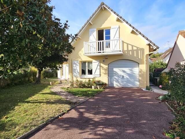 A Vendre Maison Individuelle de 5 pièces à fort potentiel — photo du bien