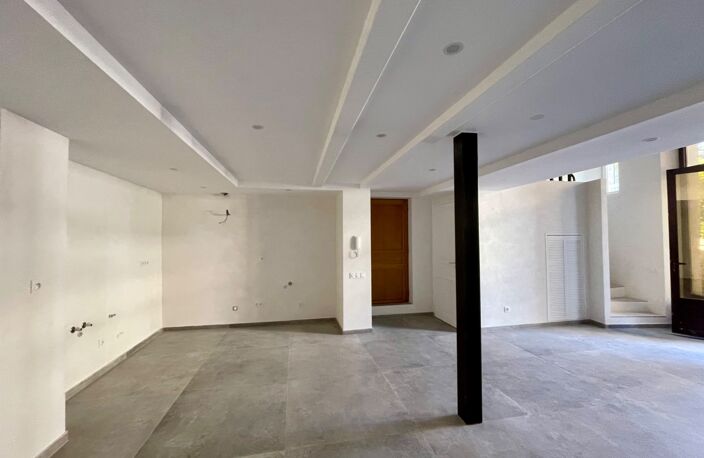 APPARTEMENT T3 DUPLEX À VENDRE À APT – LUBERON — photo 2