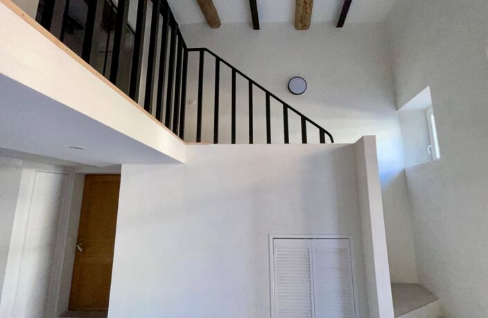 APPARTEMENT T3 DUPLEX À VENDRE À APT – LUBERON — photo 3