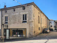 Bel Immeuble en pierre à vendre - 10 pièces - à Monflanquin (47150) - Lot-et-Garonne — photo 2