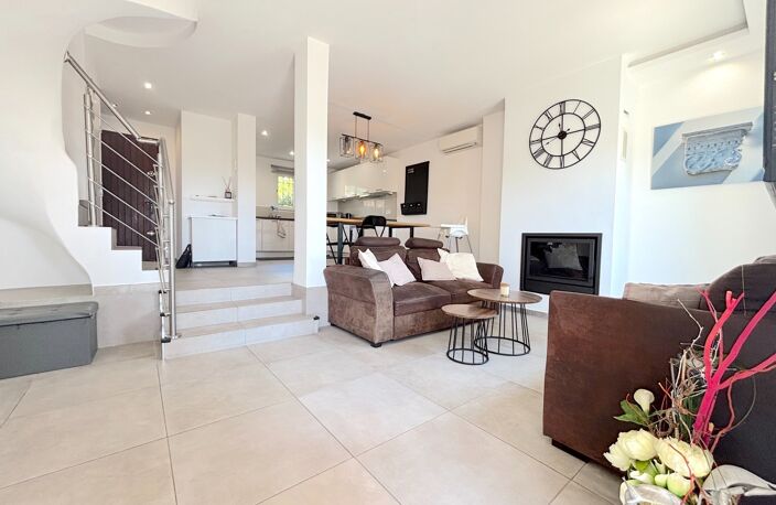 Maison à vendre 4 pièces MOUGINS (06) — photo 3