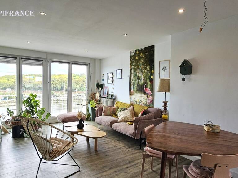 BAYONNE – APPARTEMENT AVEC VUE IMPRENABLE SUR L’ADOUR - T3 AVEC PARKING ET CAVE — photo 1