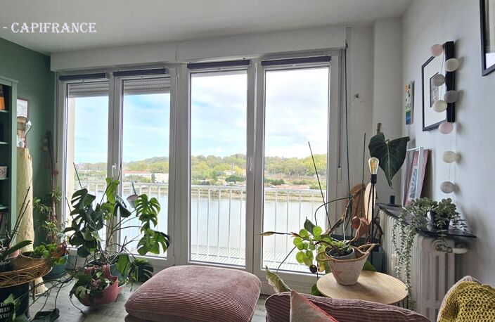 BAYONNE – APPARTEMENT AVEC VUE IMPRENABLE SUR L’ADOUR - T3 AVEC PARKING ET CAVE — photo 4