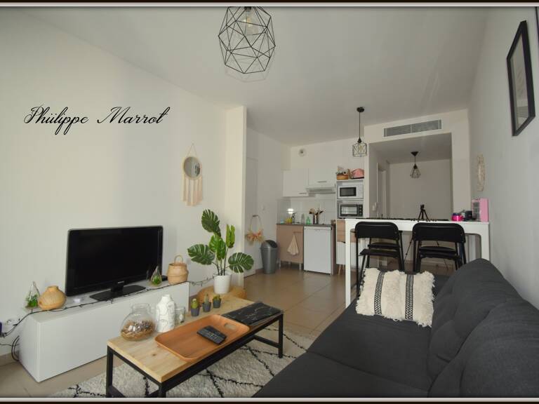Dpt Gard (30), à louer NIMES appartement T2 — photo 1