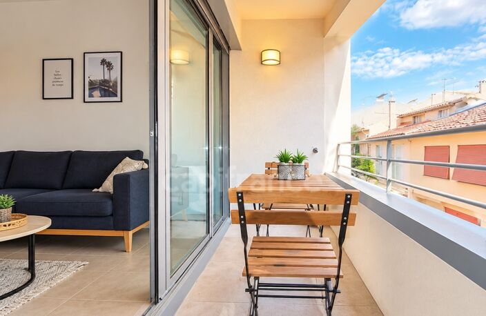 Dpt Gard (30), à louer NIMES appartement T2 — photo 2
