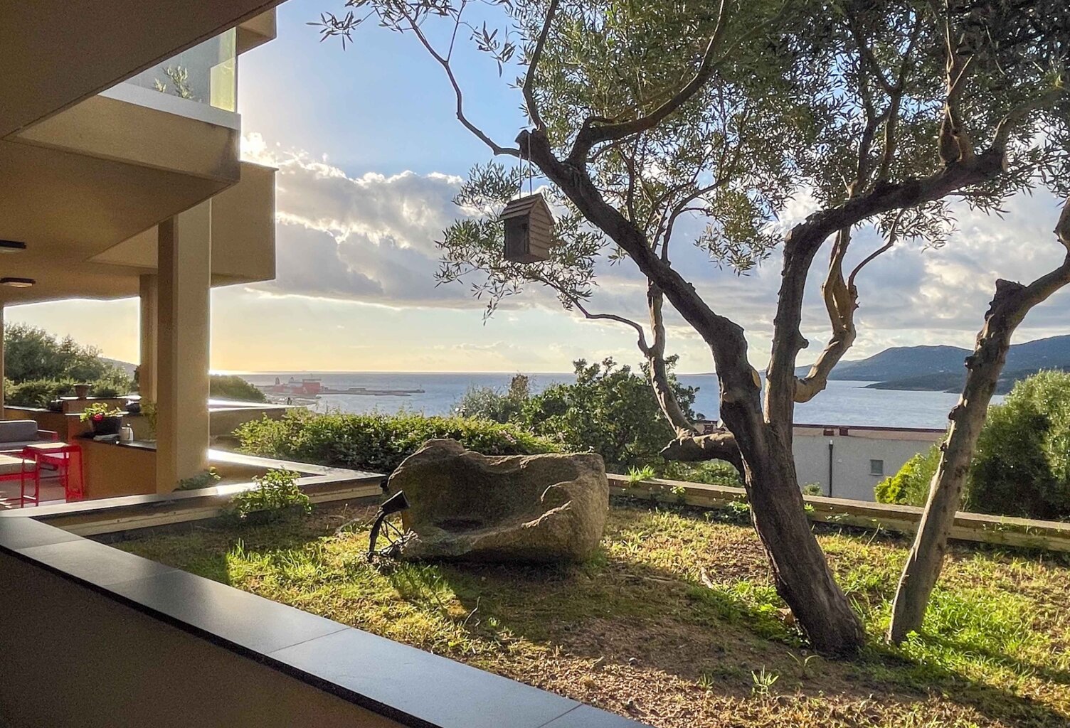 Propriano - Appartement d'exception - vue mer panoramique — photo 1