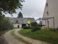 MAISON ANCIENNE AVEC GRAND TERRAIN — photo 2