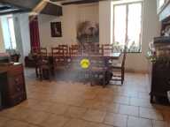 MAISON ANCIENNE AVEC GRAND TERRAIN — photo 4