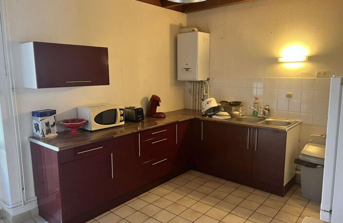 T4 DUPLEX - 86m² - RIOM — photo 2