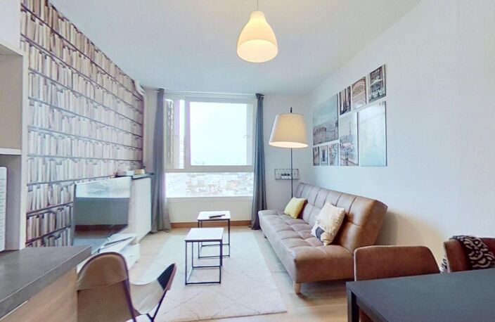 77 Rue Philippe Fabia Lyon 69008-12eme Etage - Chambre 3   - T5 Meublé - 490 €CC — photo 3