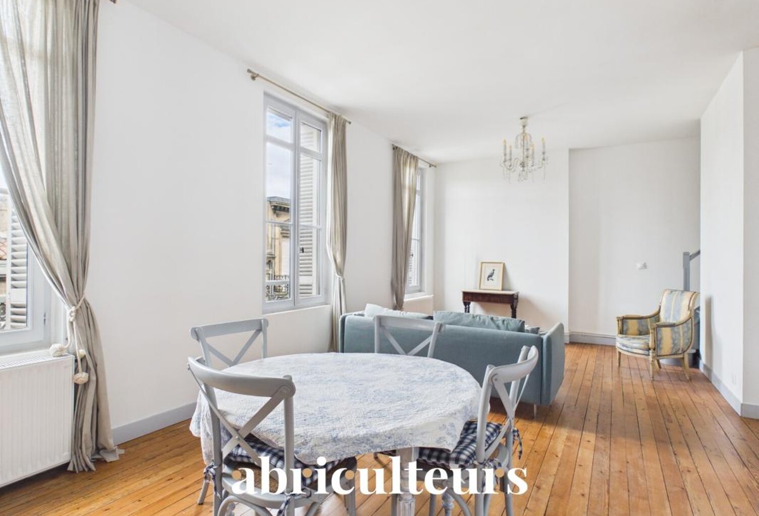 Appartement duplex lumineux en vente à Bordeaux Chartrons 33300 — photo 1