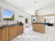 Belle maison contemporaine de plain pied  sur terrain de 1087 m2 en vente à Sainte-Pazanne (44680) — photo 4