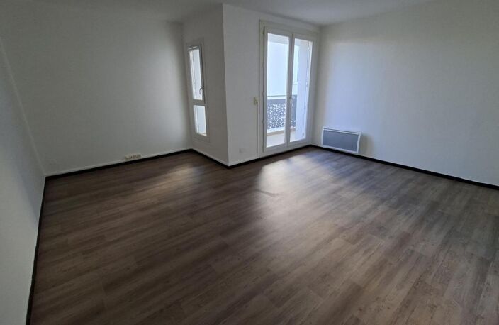 VAISON-LA-ROMAINE – T3 DE 69 M² AVEC BALCON — photo 2