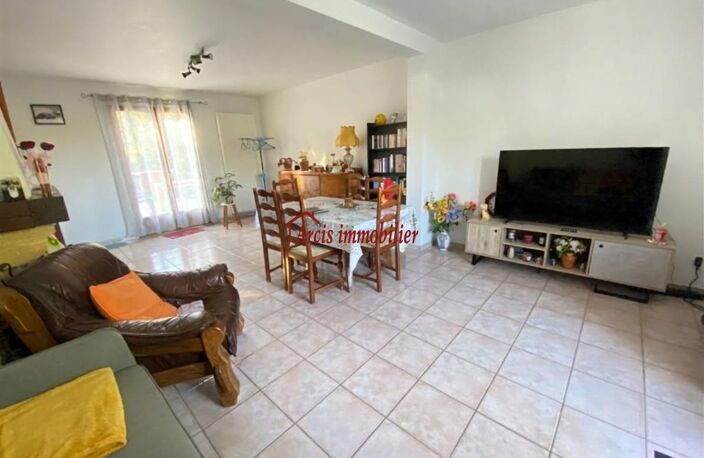 Vente maison 4 pièces 97 m² Arcis-sur-Aube (10700) — photo 4