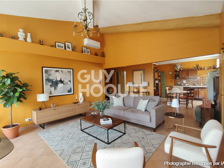 Carpentras - Appartement type 3 de 110 m² avec ascenseur dans ancien Hôtel Particulier — photo 1