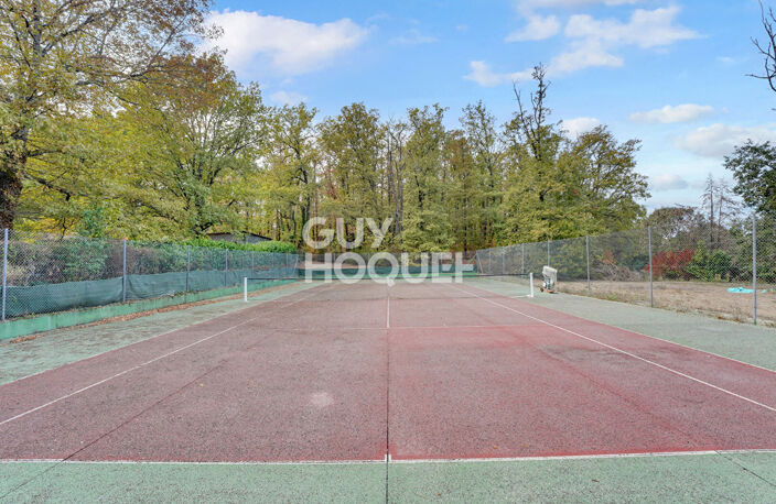 Vacquiers: maison de caractère avec piscine et tennis au coeur de la forêt royale — photo 2