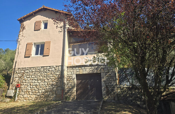 Maison 4 pièces à louer à Ucel, 117 m² avec jardin et garage — photo 2