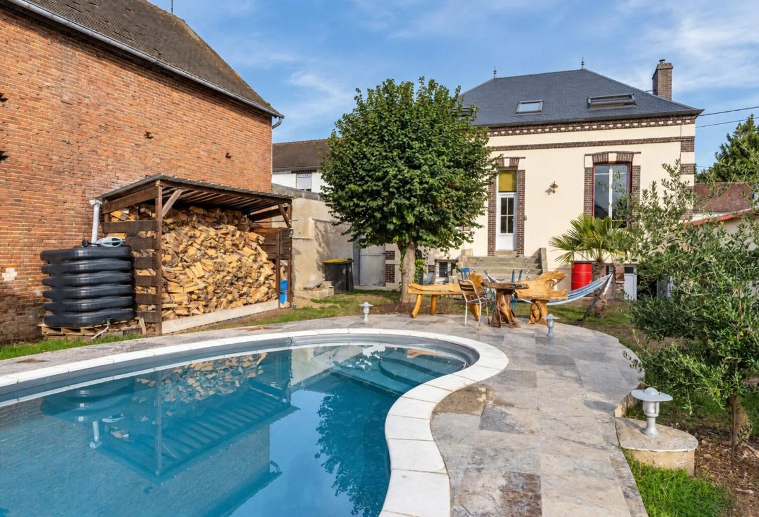Maison de 7 pièces de 98 m² à Ézy-sur-Eure — photo 1
