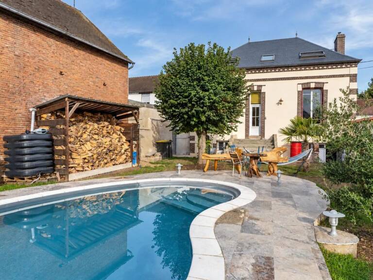 Maison de 7 pièces de 98 m² à Ézy-sur-Eure — photo 1