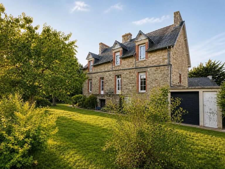 Ensemble immobilier de 300m2 à St Cast le guildo — photo 1