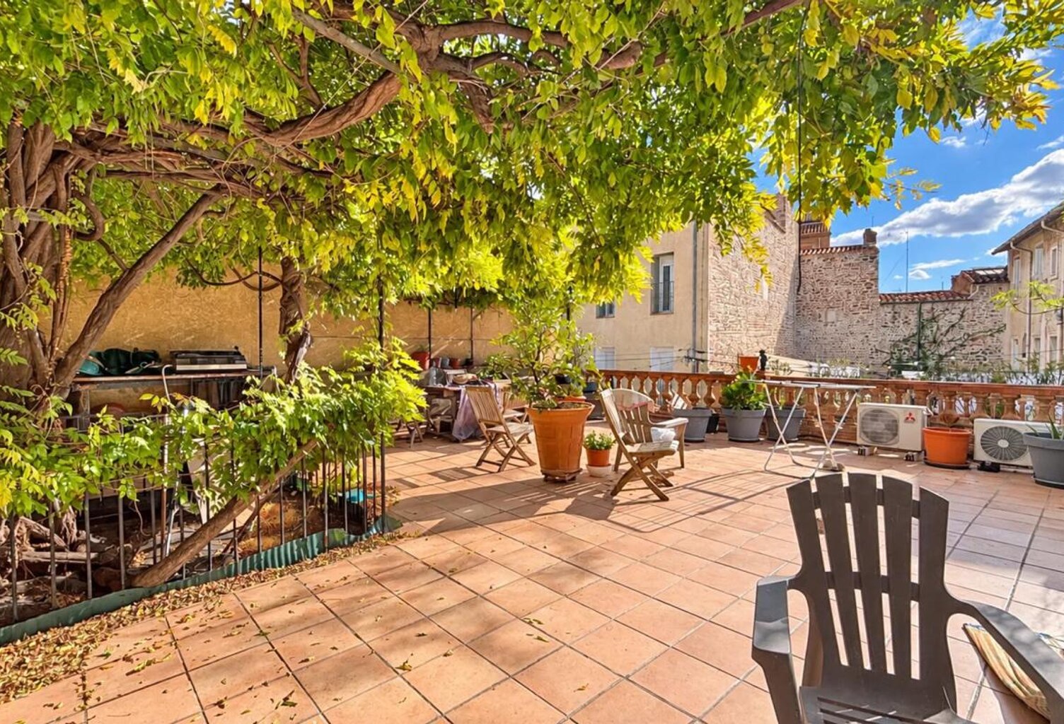 Maison de 7 pièces de 320 m² à Rivesaltes+ 2studios loués — photo 1