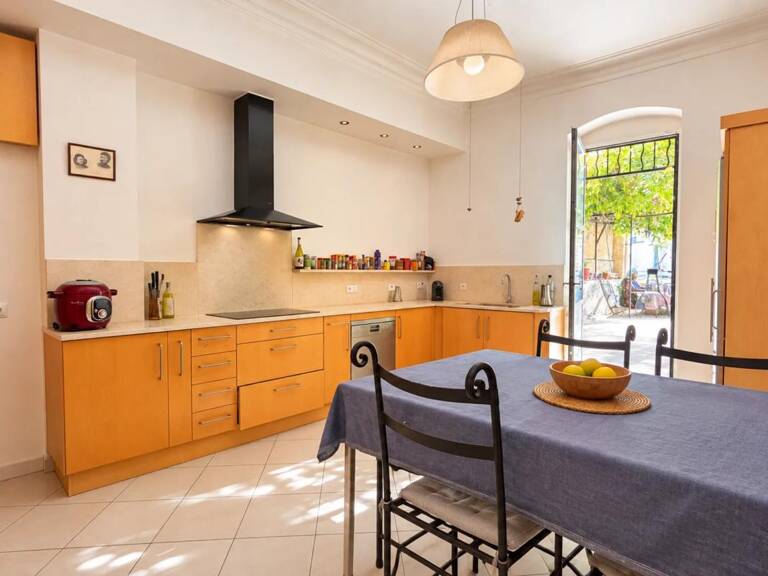 Maison de 7 pièces de 320 m² à Rivesaltes+ 2studios loués — photo 1