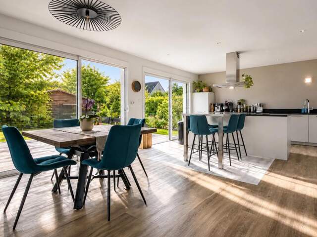 SAINT-ARMEL – Maison contemporain– 6 chambres – Terrain de 1 000 m² — photo du bien