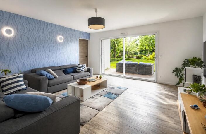 SAINT-ARMEL – Maison contemporain– 6 chambres – Terrain de 1 000 m² — photo 2