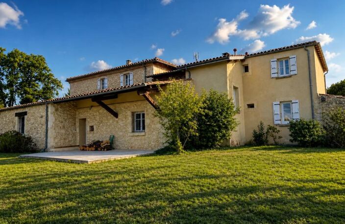 Maison de 6 pièces de 356 m² à Larroque-Saint-Sernin — photo 2