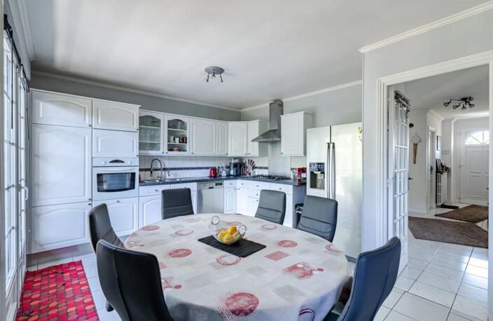 93700 - DRANCY – PAVILLON de type T6 - de 170.0m2 — photo 3