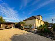 Maison de 7 pièces de 126 m² à Dun-sur-Auron — photo 2