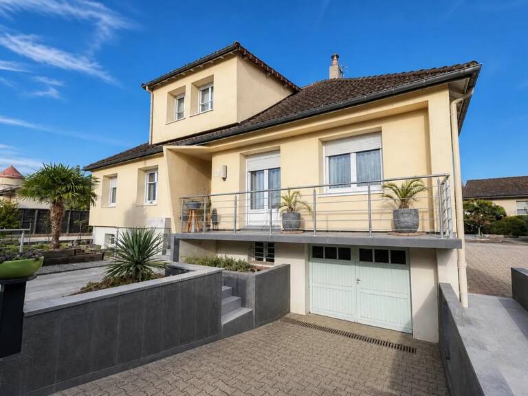 Maison de 7 pièces de 126 m² à Dun-sur-Auron — photo 1
