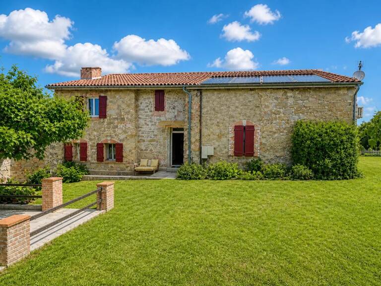Corps de ferme rénové , T7 de 350 m² et 6 000 m² de terrain Negociable — photo 1